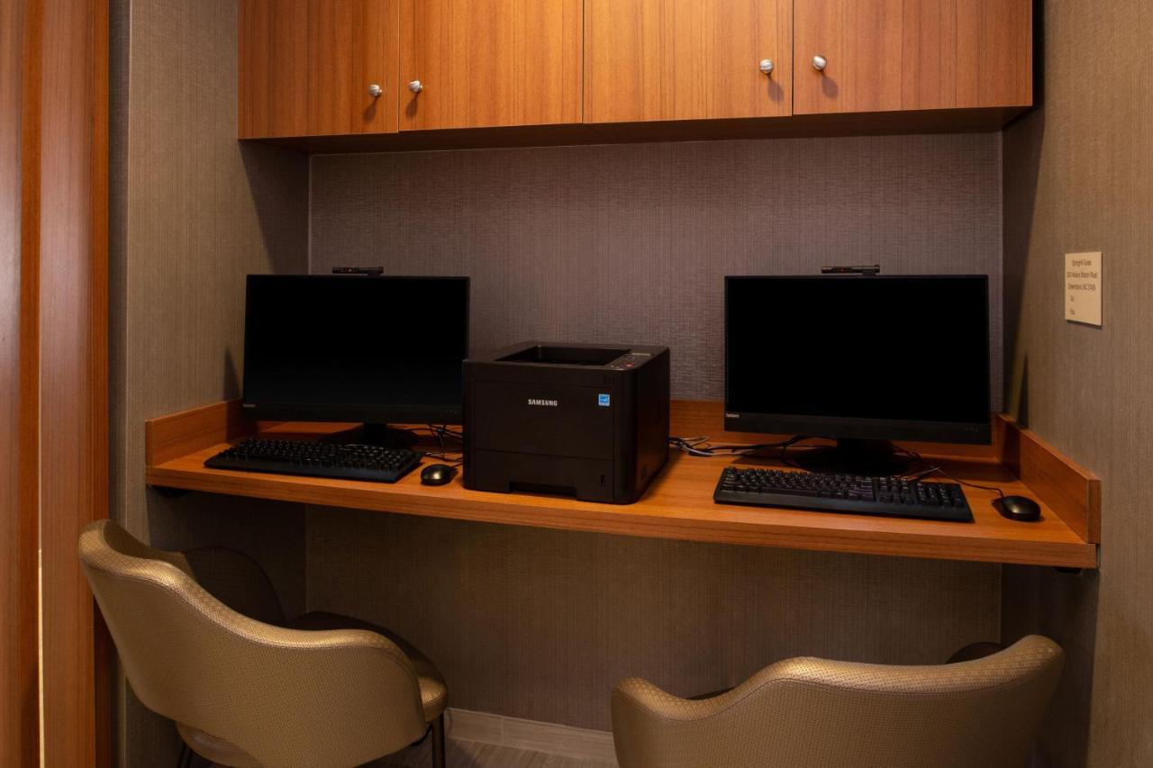Springhill Suites By Marriott Greensboro Airport מראה חיצוני תמונה